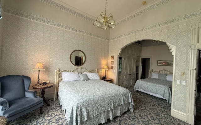 Superior Suite