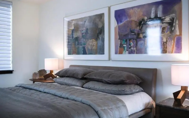 Standard room with mountain view