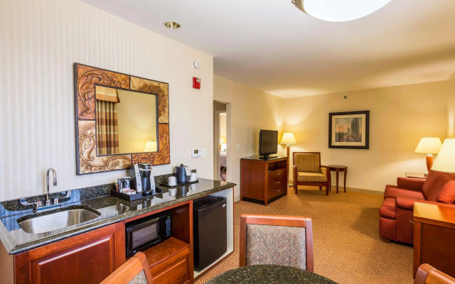 Double Suite