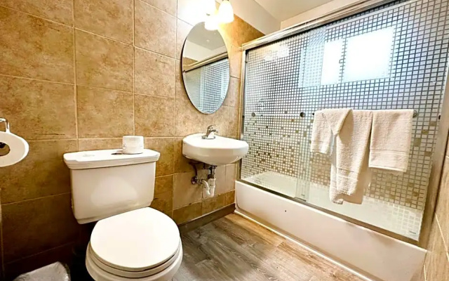 Economy room