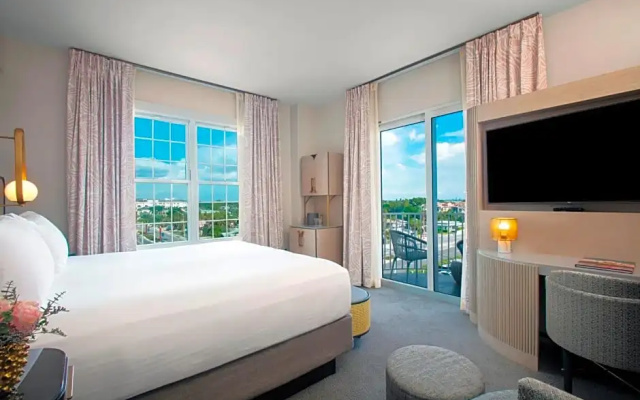 Deluxe Double room with balcony