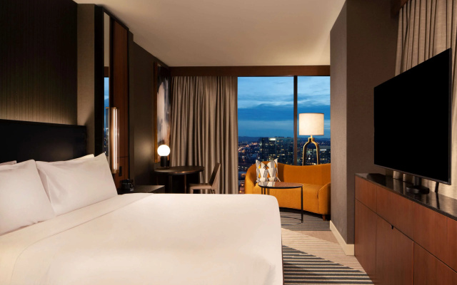 Grand Corner Double Suite
