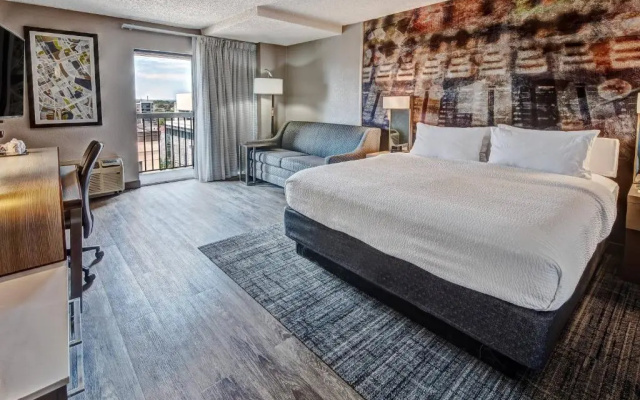 Standard room with balcony