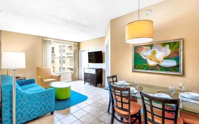 Deluxe Double Suite