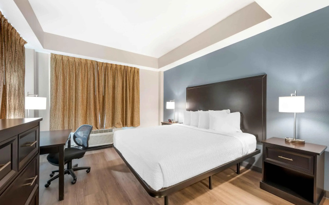 1 Bedroom Executive Double Suite