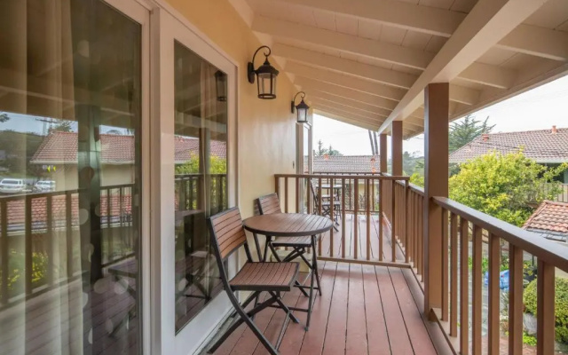 Suite with balcony