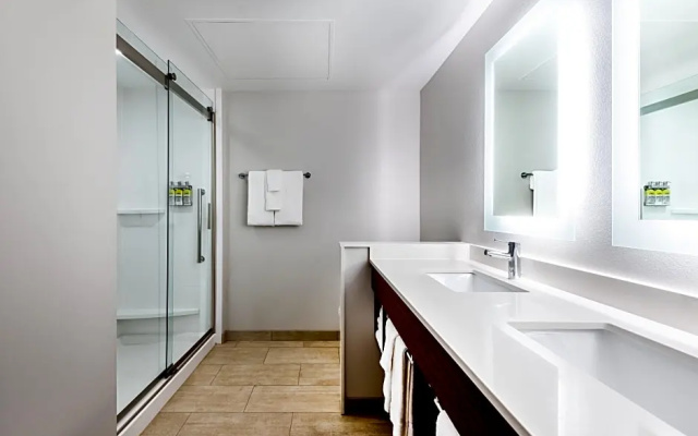 Standard Suite