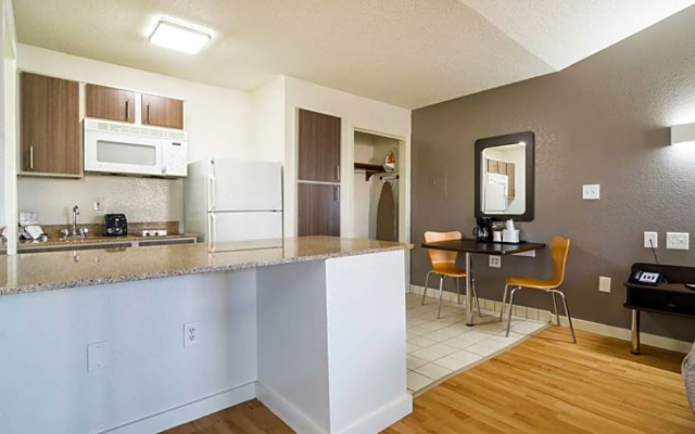 Quadruple Suite