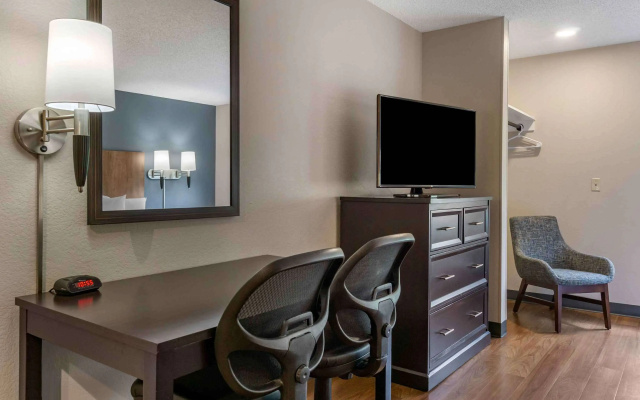 Quadruple Suite