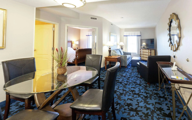 Double Suite