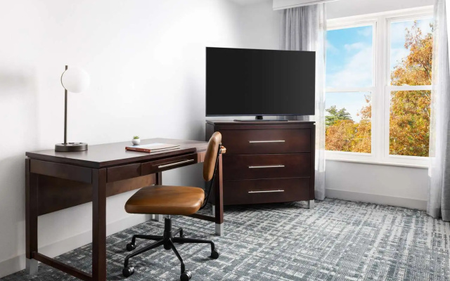 2 Bedrooms Suite