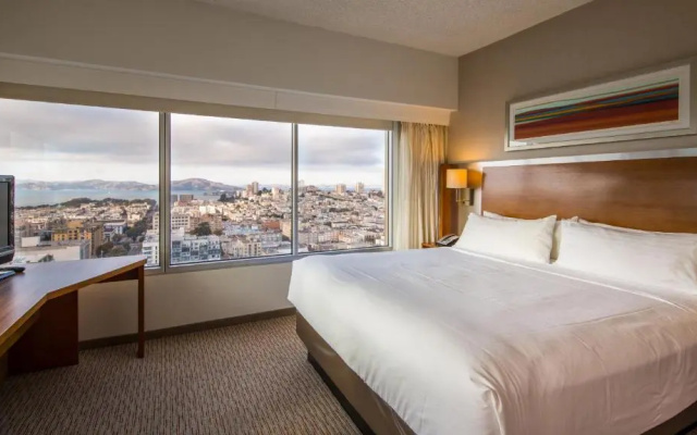 Standard Double room with city view