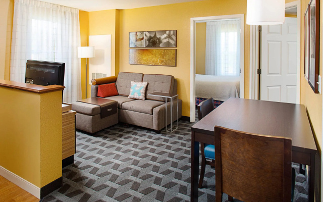 2 Bedrooms Suite