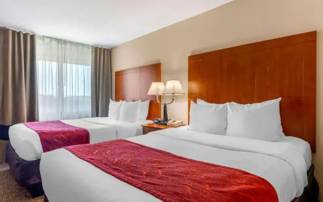 Quadruple Suite with balcony