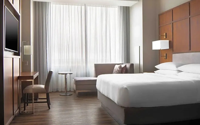 Standard Double room with city view