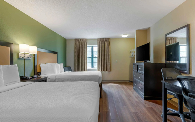 1 Bedroom Quadruple Suite