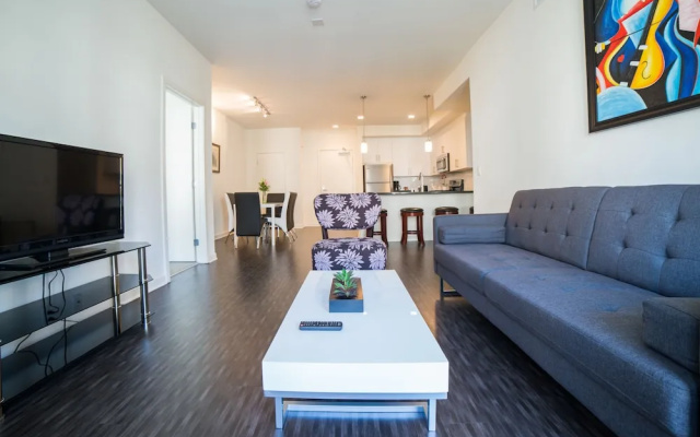 2 Bedrooms Apartment