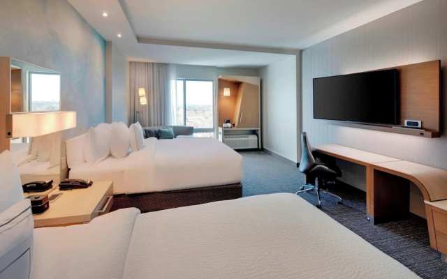 Standard room with city view