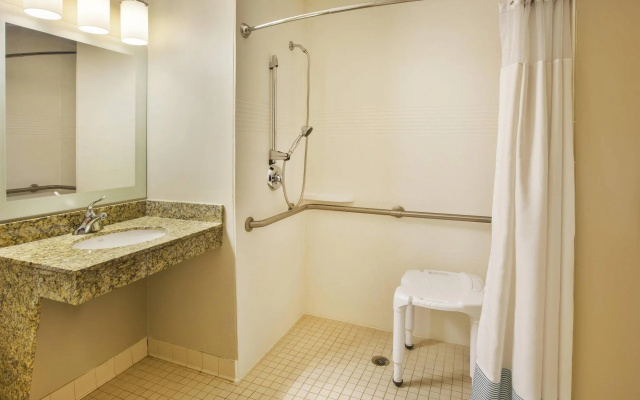 2 Bedrooms Suite