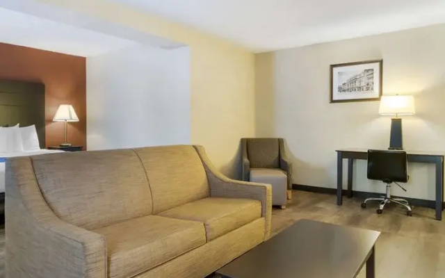 Double Suite