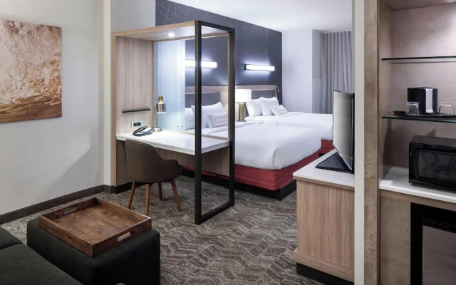 Suite with balcony