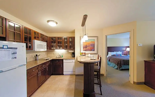 2 Bedrooms Quadruple Suite