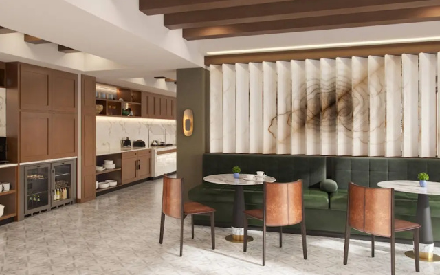 1 Bedroom Club Suite