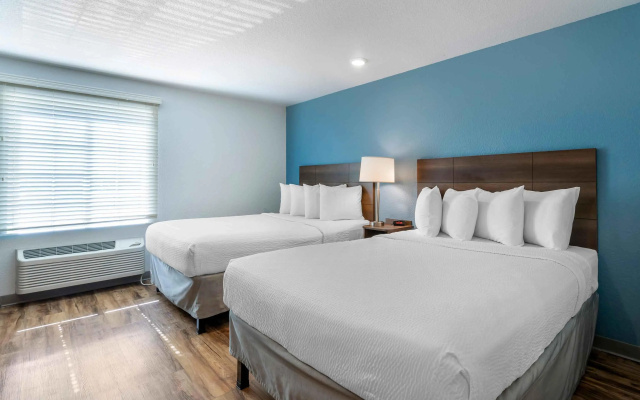 Quadruple Suite