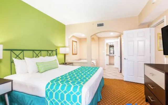 2 Bedrooms Standard room with pool view