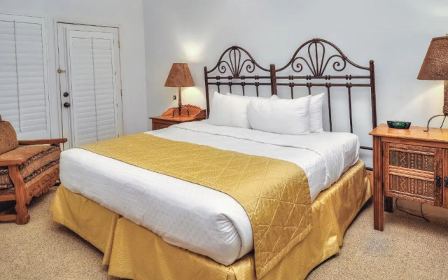 2 Bedrooms Quadruple Suite with mountain view