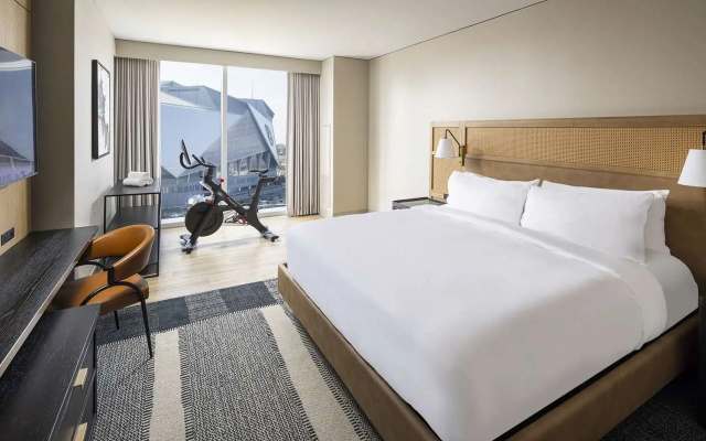 Double Peloton room