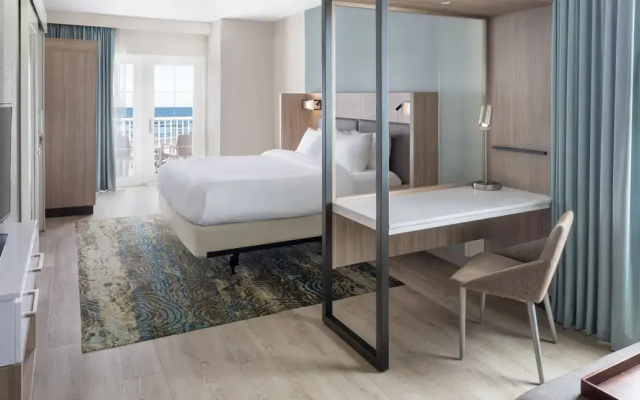 Suite oceanfront