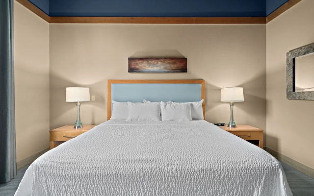 Deluxe Double Suite