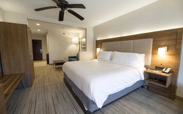 1 Bedroom Suite