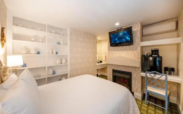 Economy room