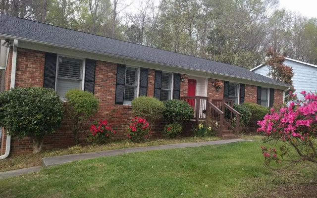4 Bedrooms Cottage