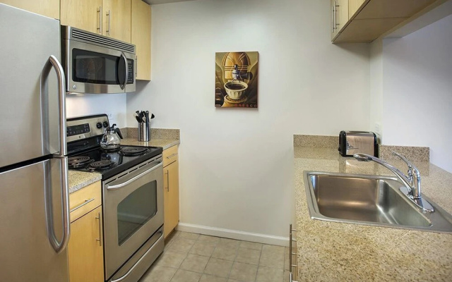 2 Bedrooms Apartment