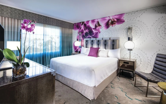 Hospitality Parlor Suite
