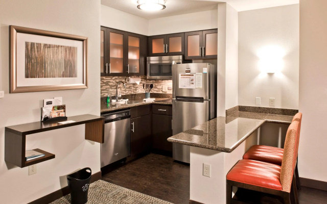 Deluxe Double Suite