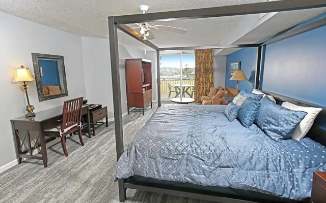 4 Bedrooms Villa
