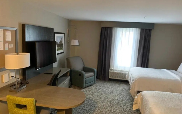 2 Bedrooms Suite