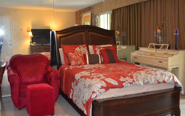 Suite with garden view