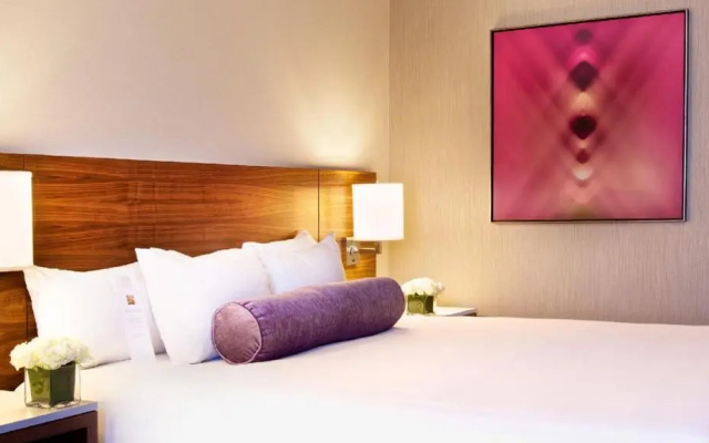 Double room with city view