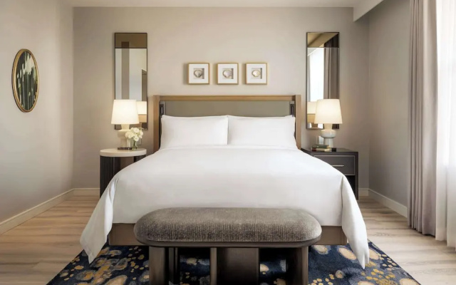 Standard Double room with city view