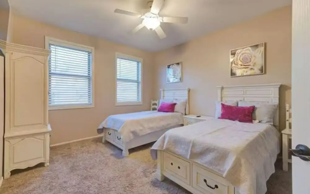 Comfort room