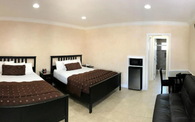 Standard Family room