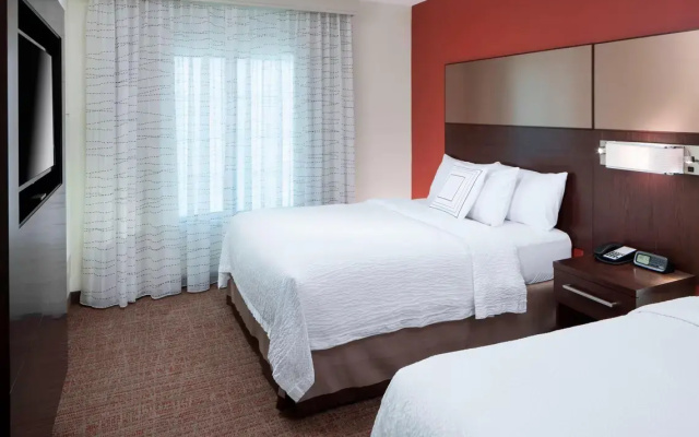 2 Bedrooms Double Suite