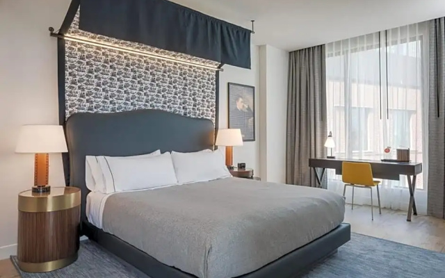1 Bedroom Double Suite with balcony