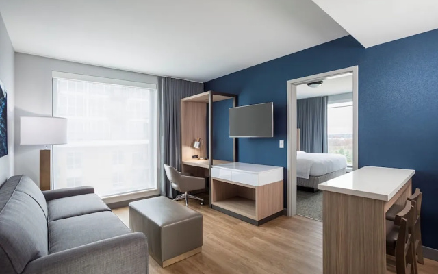 1 Bedroom Suite