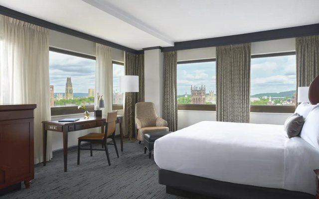 Premier room